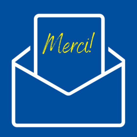 Enveloppe avec écrit "merci" en lié
